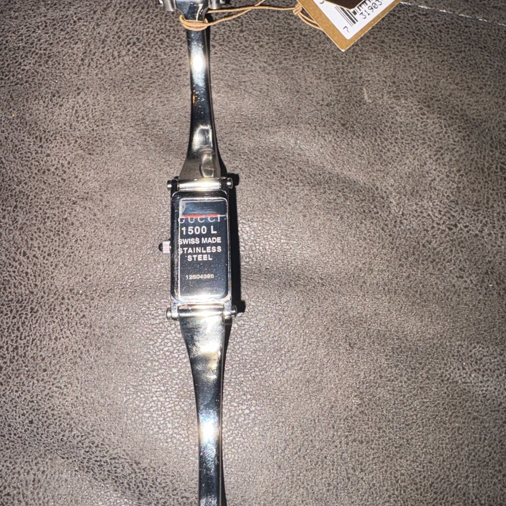 Gucci Gold Tone Rectangular Women's Bracelet Watch - Picture 7 of 12